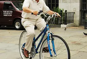 Marty Markowitz, self-loathing cyclist?